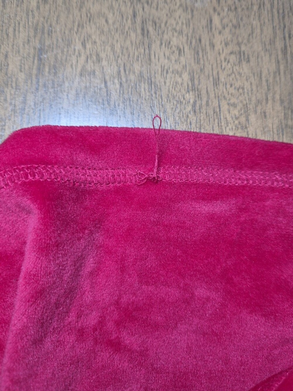 Juicy Couture Red Velour Sweatpants - Picture 4 of 4